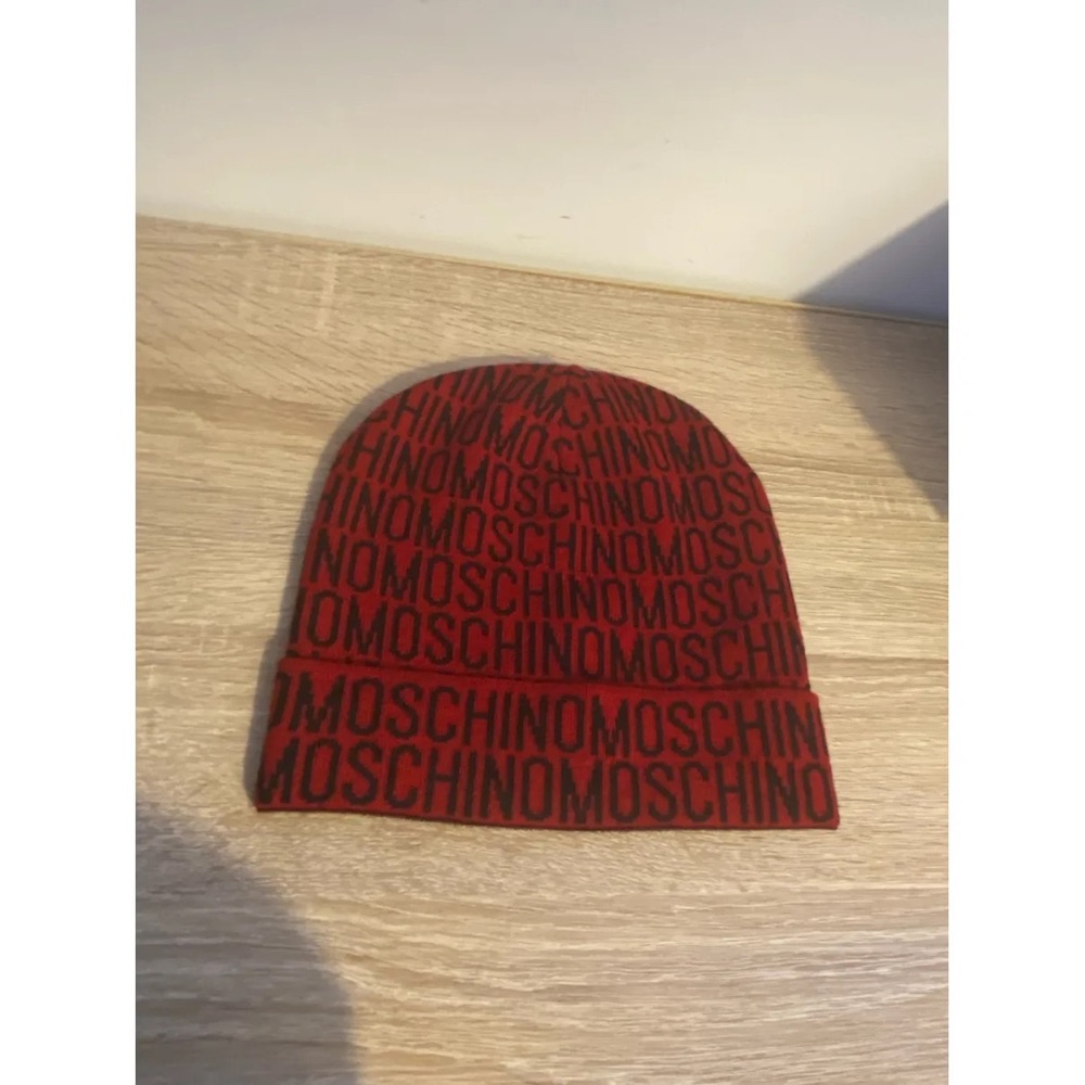 New Beanie Moschino